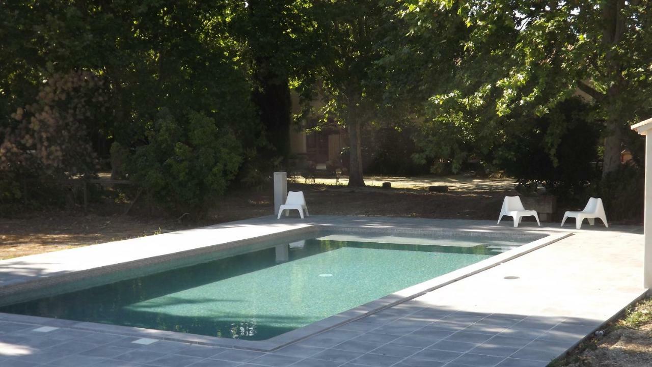 Lou Pichoun Jas Apartment Cavaillon Exterior photo